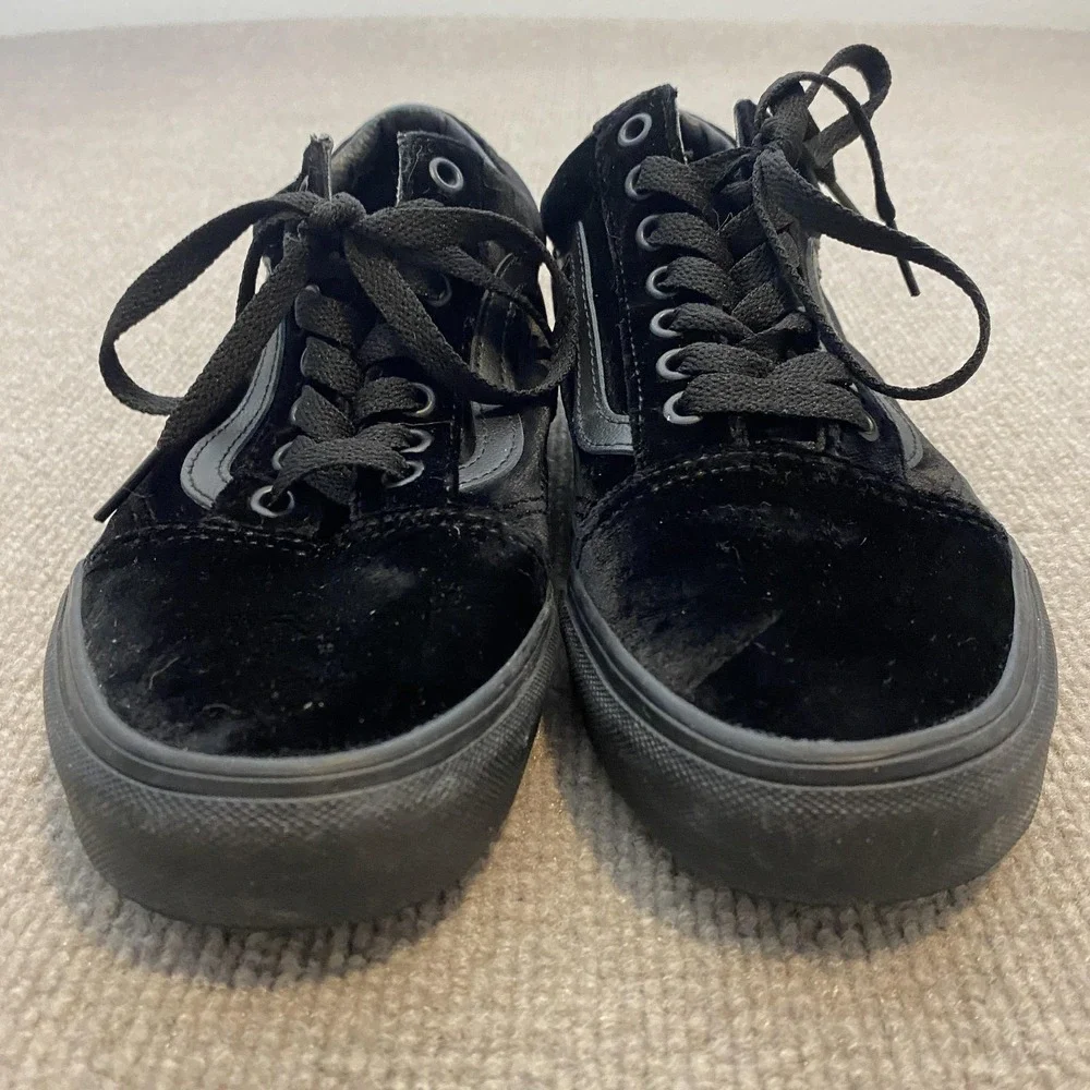 Vans Old Skool Shoes Mens 7.5 Womens 9 Black Velvet Low Top Skate Sneakers